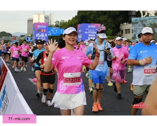 世界杯官方志愿者服装正式揭晓展现赛事文化与青春风采引发全球球迷关注