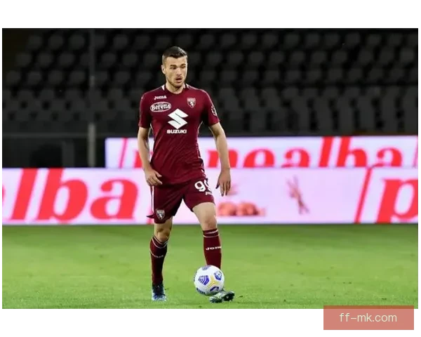 布翁乔尔诺以创纪录转会费加盟那不勒斯成新星标志性引援